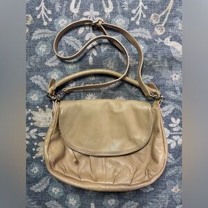 Cuore & Pelle Tan Pebbled Leather Shoulder and crossbody Hobo Bag